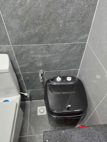Kondominium untuk Disewa di Lucerne Residences - Shirley Teh - Bathroom - PropertyGuru.com.my