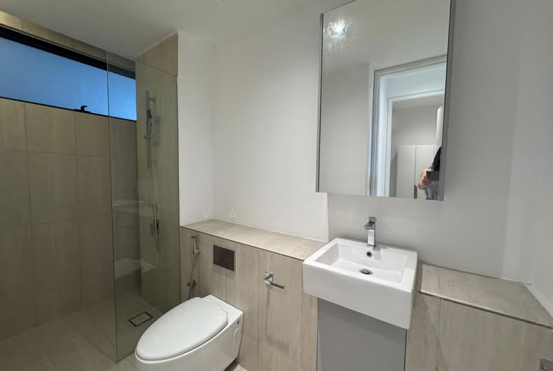Kediaman Servis untuk Dijual di Lumi Tropicana Serviced Residence - Ivan Lee - Bathroom - PropertyGuru.com.my