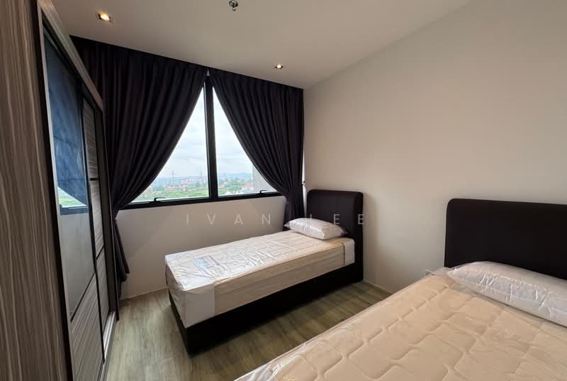 Kediaman Servis untuk Dijual di Lumi Tropicana Serviced Residence - Ivan Lee - Bedroom - PropertyGuru.com.my