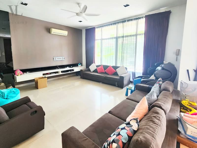Semi-Detached House for Sale in Saujana (Selangor) - Vincent Liaw - Living Room - PropertyGuru.com.my