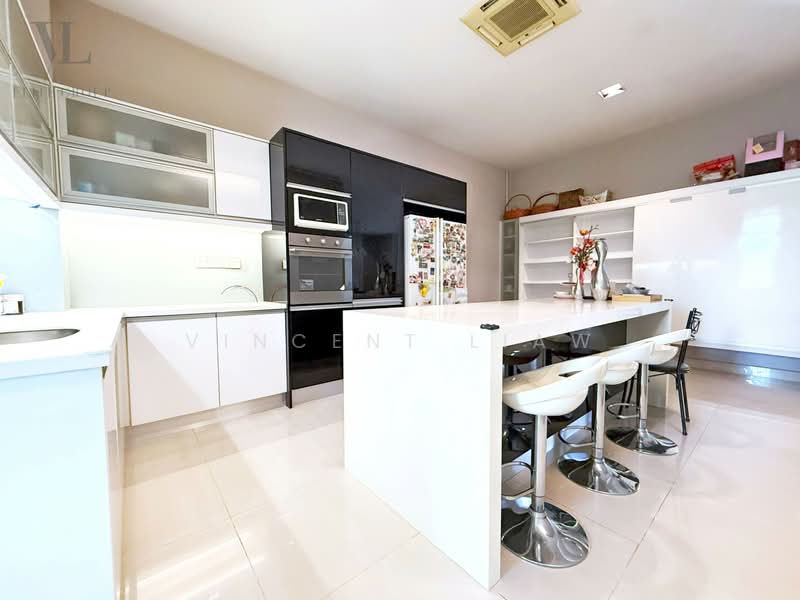 Semi-Detached House for Sale in Saujana (Selangor) - Vincent Liaw - Kitchen - PropertyGuru.com.my