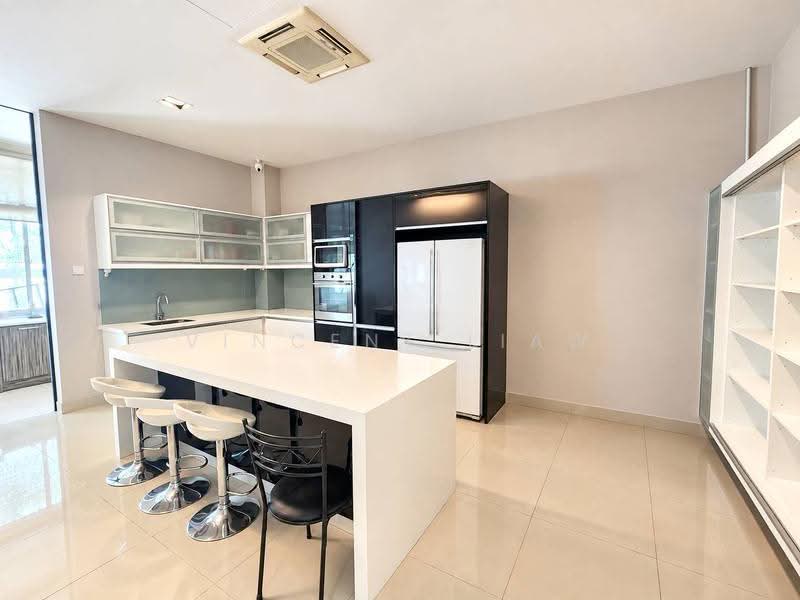 Semi-Detached House for Sale in Saujana (Selangor) - Vincent Liaw - Kitchen - PropertyGuru.com.my
