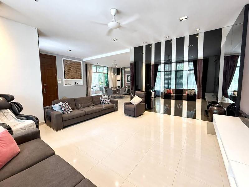 Semi-Detached House for Sale in Saujana (Selangor) - Vincent Liaw - Living Room - PropertyGuru.com.my