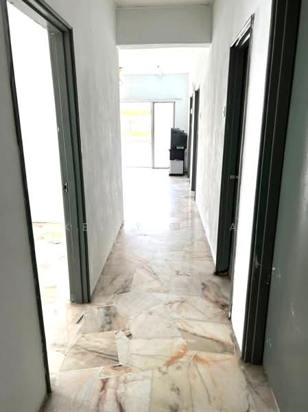 Condominium for Rent at Pandan Heights Condominium - Kelly Chua - Corridor - PropertyGuru.com.my
