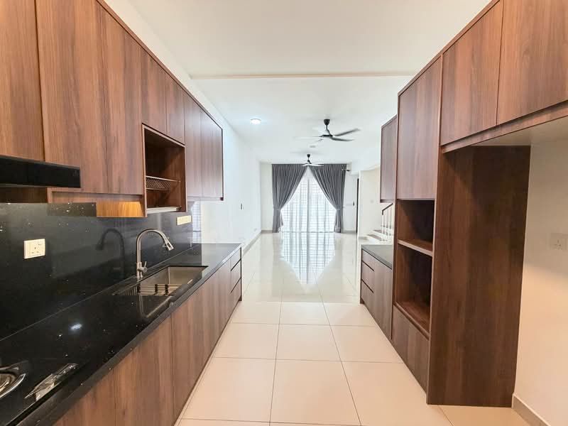 2-storey Terraced House for Rent in Bandar Gamuda Cove (Dengkil) - Ztysully . - Kitchen - PropertyGuru.com.my