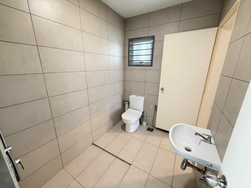 2-storey Terraced House for Rent in Bandar Gamuda Cove (Dengkil) - Ztysully . - Bathroom - PropertyGuru.com.my