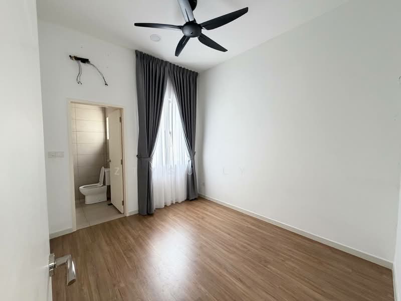 2-storey Terraced House for Rent in Bandar Gamuda Cove (Dengkil) - Ztysully . - Bathroom - PropertyGuru.com.my