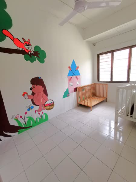 2-storey Terraced House for Sale in Lestari Putra (Seri Kembangan) - Lily Siow - Interior - PropertyGuru.com.my