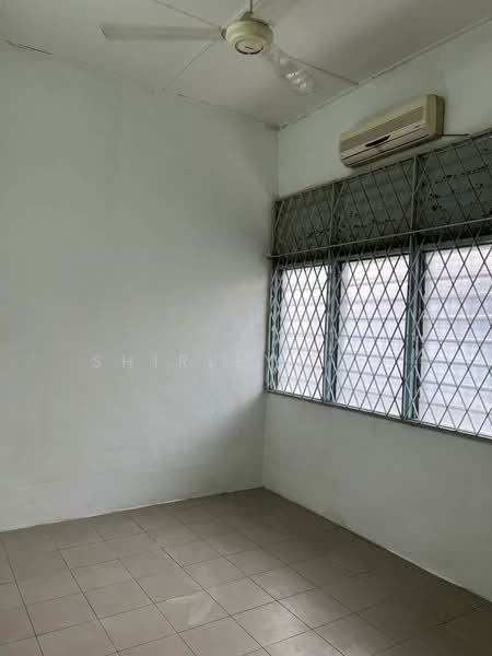 1-storey Terraced House for Rent in Sungai Dua (Penang) - Shirley Teh - Interior - PropertyGuru.com.my