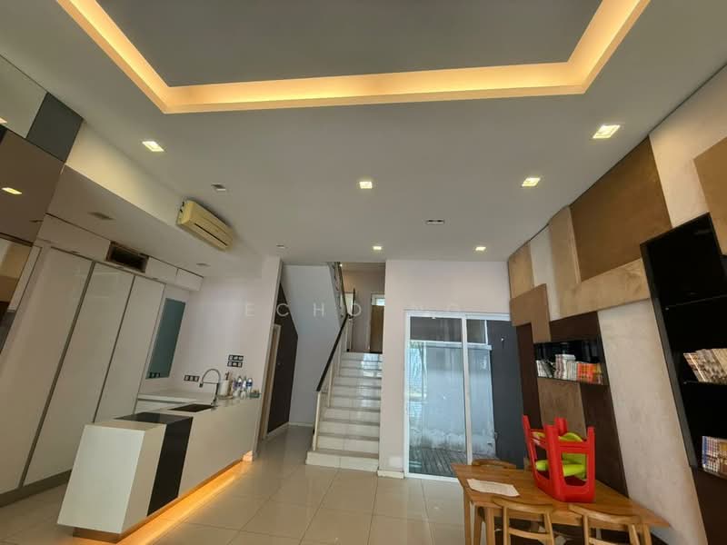 Rumah Teres 2 Tingkat untuk Disewa di Desa Parkcity (Kuala Lumpur) - Echo Ng - Living Room - PropertyGuru.com.my