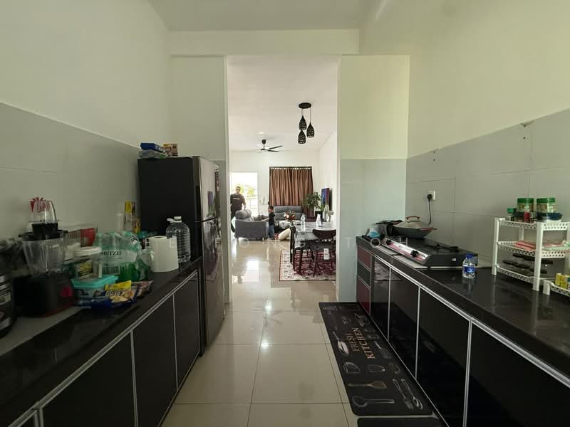 2-storey Terraced House for Sale in Kota Masai (Pasir Gudang) - Ee Fong Toh - Kitchen - PropertyGuru.com.my