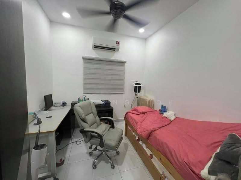 2-storey Terraced House for Sale in Kangkar Pulai (Skudai) - Ee Fong Toh - Bedroom - PropertyGuru.com.my