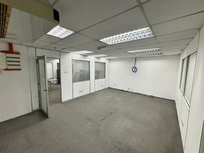 Office for Rent in KL City Centre (Kuala Lumpur) - Den Lam - Interior - PropertyGuru.com.my