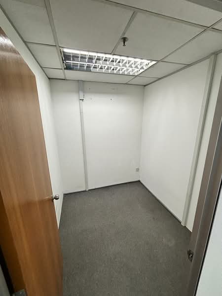 Office for Rent in KL City Centre (Kuala Lumpur) - Den Lam - Interior - PropertyGuru.com.my