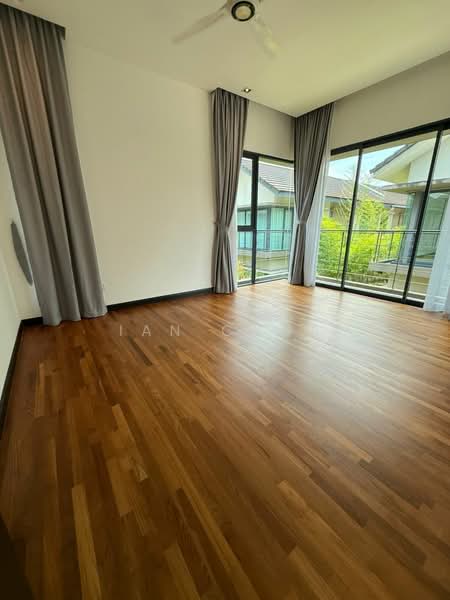 Bungalow for Sale in Leisure Farm (Gelang Patah) - Ian Chua - Living Room - PropertyGuru.com.my