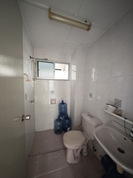 Apartment for Sale at Pangsapuri Sri Camellia - Irene Tiow - Bathroom - PropertyGuru.com.my
