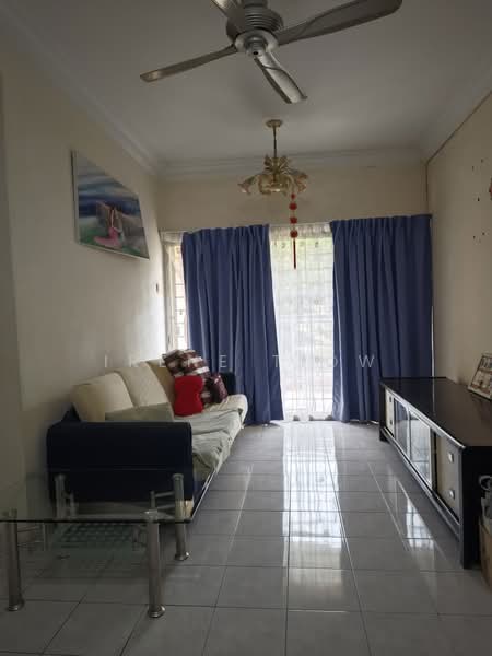 Apartment for Sale at Pangsapuri Sri Camellia - Irene Tiow - Living Room - PropertyGuru.com.my