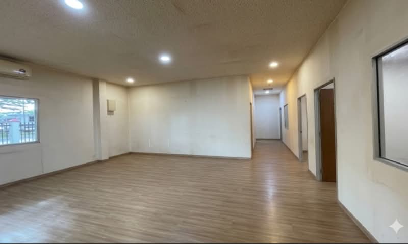 Factory for Sale in Ayer Keroh (Melaka) - LT Low - Interior - PropertyGuru.com.my