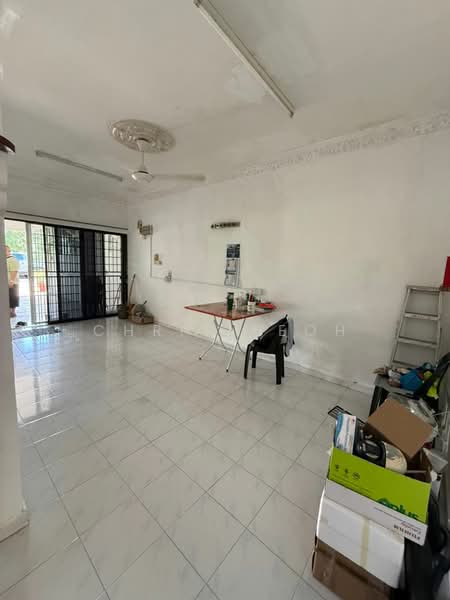 1-storey Terraced House for Rent in Batu Maung (Penang) - Chris Teoh - Living Room - PropertyGuru.com.my