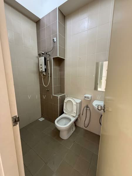 Rumah Berkembar untuk Dijual di Setia Alam (Selangor) - Vivian Tew - Bathroom - PropertyGuru.com.my