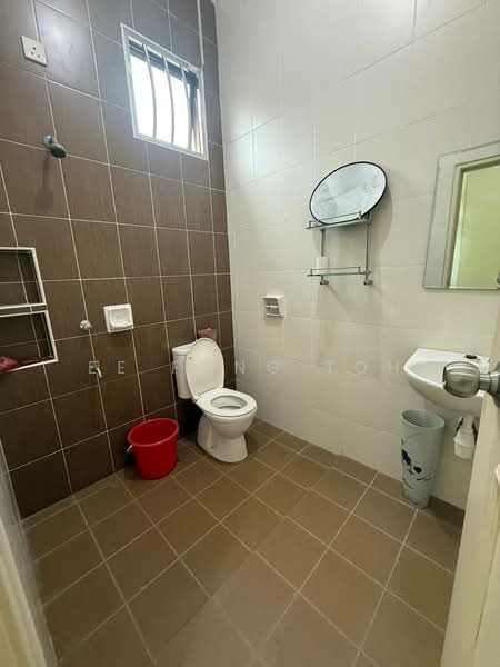 2-storey Terraced House for Sale in Taman Bukit Mewah (Tampoi) - Ee Fong Toh - PropertyGuru.com.my