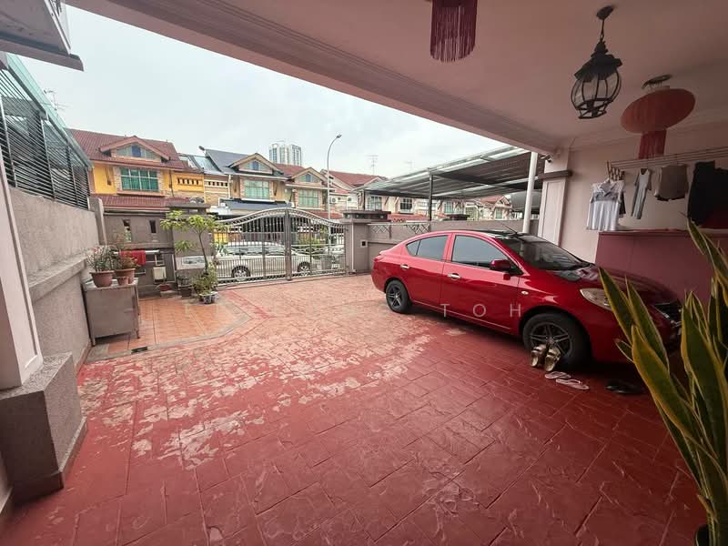 2-storey Terraced House for Sale in Taman Bukit Mewah (Tampoi) - Ee Fong Toh - PropertyGuru.com.my
