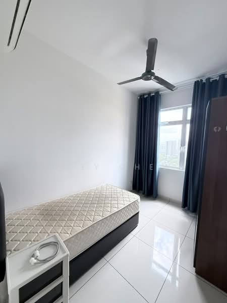 Condominium for Rent at Paraiso Residence @ The Earth - Coey Chew - Bedroom - PropertyGuru.com.my