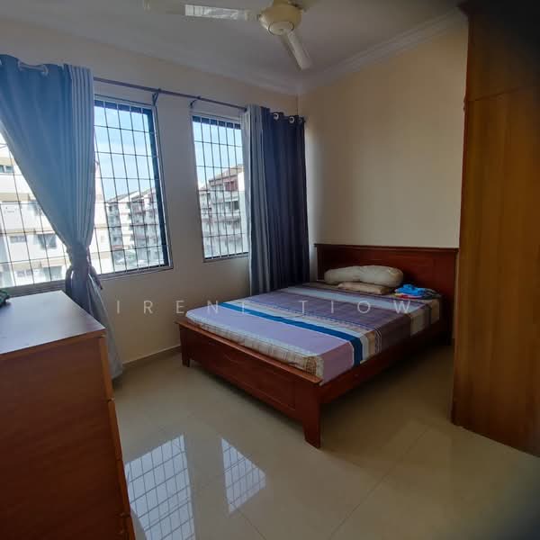 2-storey Terraced House for Rent in Bandar Kinrara Seksyen 1 (Bandar Kinrara) - Irene Tiow - Bedroom - PropertyGuru.com.my