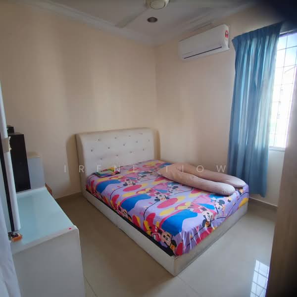 2-storey Terraced House for Rent in Bandar Kinrara Seksyen 1 (Bandar Kinrara) - Irene Tiow - Bedroom - PropertyGuru.com.my