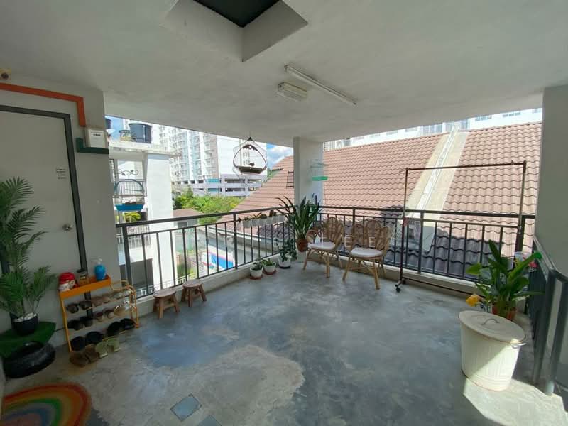 Townhouse for Rent in Saujana Impian (Kajang) - Teris Tee - Balcony - PropertyGuru.com.my