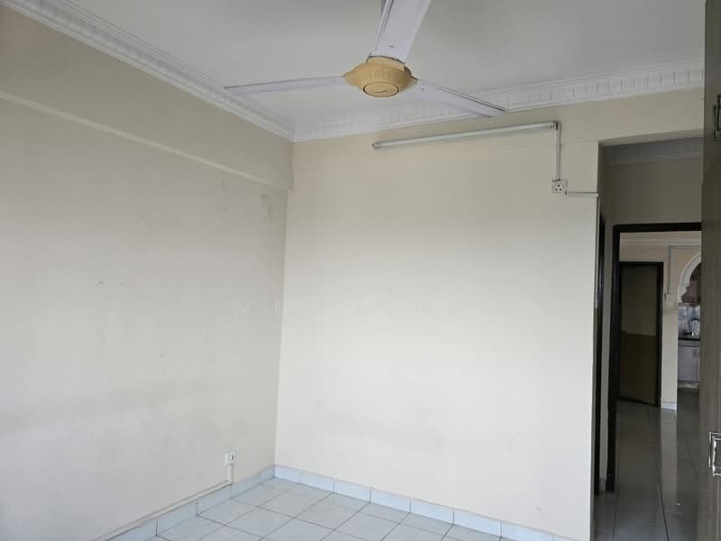 Pangsapuri untuk Dijual di Plaza Indah Apartment - Mei Ling - PropertyGuru.com.my