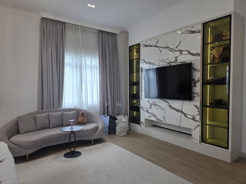 Rumah Berkembar untuk Dijual di U12, Taman Desa Alam (Shah Alam) - Joseph Chan - Master bedroom - PropertyGuru.com.my