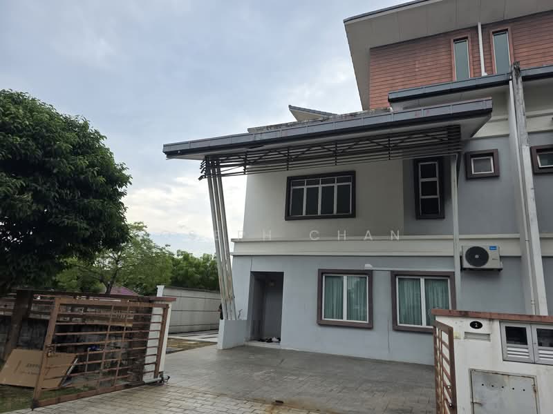 Rumah Berkembar untuk Dijual di U12, Taman Desa Alam (Shah Alam) - Joseph Chan - Exterior - PropertyGuru.com.my