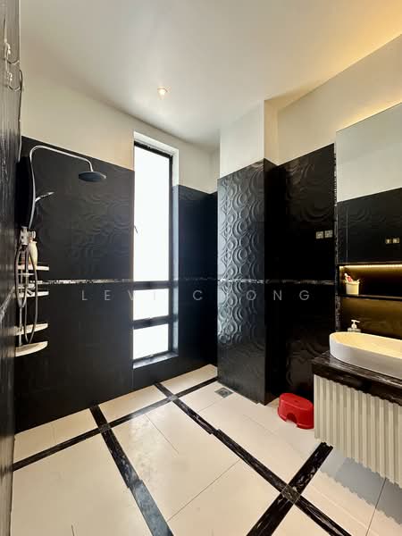 Semi-Detached House for Sale in Ipoh (Perak) - Levi Chong - Bathroom - PropertyGuru.com.my