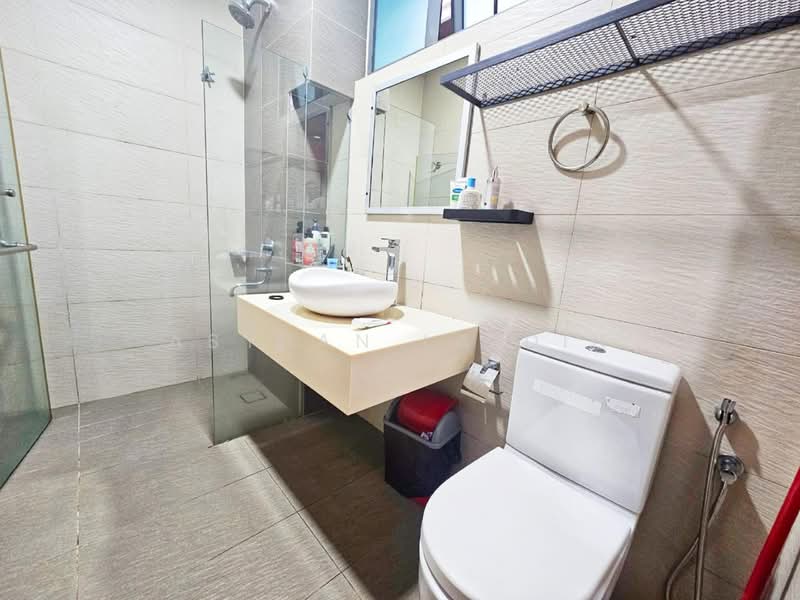 Semi-Detached House for Sale in Kajang (Selangor) - Asyran Laidin - Bathroom - PropertyGuru.com.my