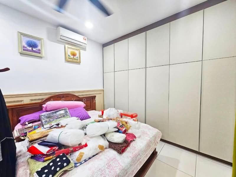 Semi-Detached House for Sale in Kajang (Selangor) - Asyran Laidin - Bedroom - PropertyGuru.com.my