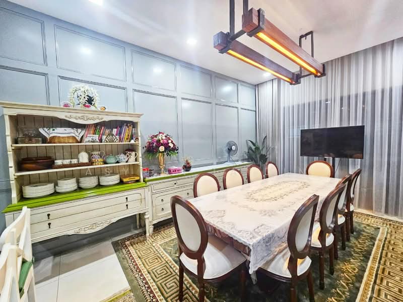 Semi-Detached House for Sale in Kajang (Selangor) - Asyran Laidin - Dining Room - PropertyGuru.com.my
