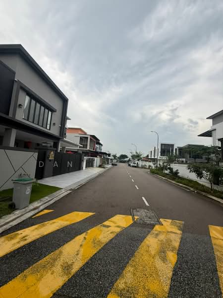 Cluster House for Rent in Taman Gaya (Ulu Tiram) - Daniel Yong - Exterior - PropertyGuru.com.my