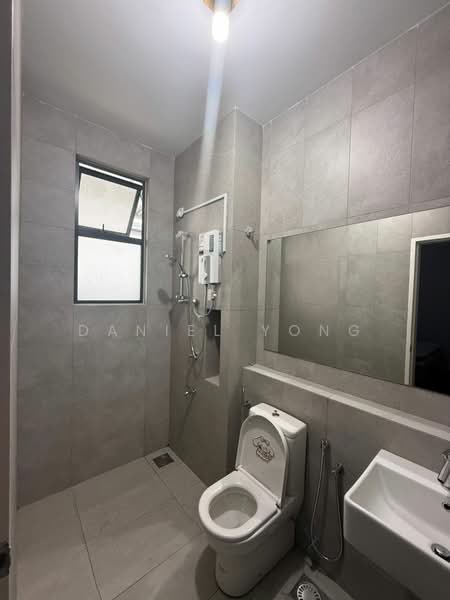 Cluster House for Rent in Taman Gaya (Ulu Tiram) - Daniel Yong - Bathroom - PropertyGuru.com.my