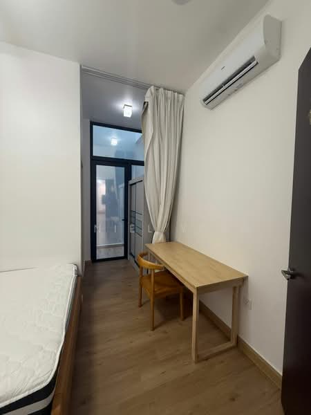 Cluster House for Rent in Taman Gaya (Ulu Tiram) - Daniel Yong - Bedroom - PropertyGuru.com.my