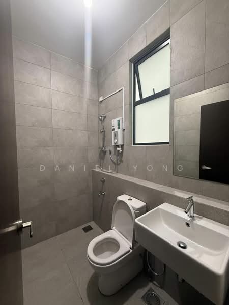 Cluster House for Rent in Taman Gaya (Ulu Tiram) - Daniel Yong - Bathroom - PropertyGuru.com.my