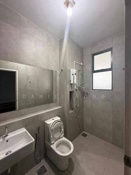 Cluster House for Rent in Taman Gaya (Ulu Tiram) - Daniel Yong - Bathroom - PropertyGuru.com.my
