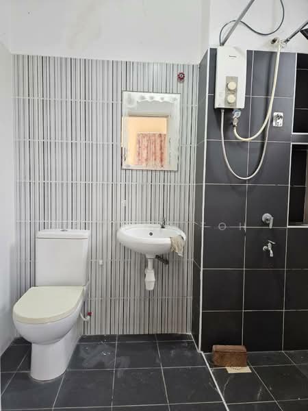 2-storey Terraced House for Sale in Setia Eco Village (Gelang Patah) - Ee Fong Toh - Bathroom - PropertyGuru.com.my
