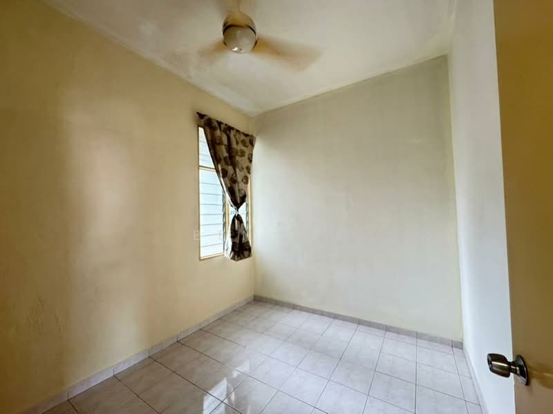 Flat for Sale at Taman Pisang Awak - Ben Lee - Interior - PropertyGuru.com.my