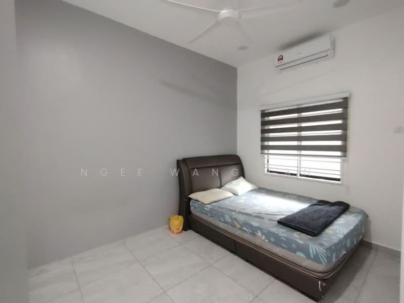 Rumah Teres 1 Tingkat untuk Dijual di Taman Seri Wangsa (Batu Berendam) - Ngee Wang Tan - Bedroom - PropertyGuru.com.my