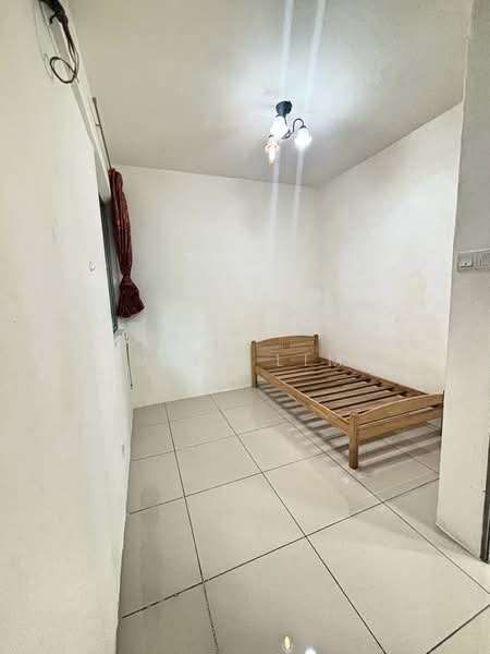 Servis Apartment untuk Dijual di Silk Residence - Mike Lim - Bedroom - PropertyGuru.com.my