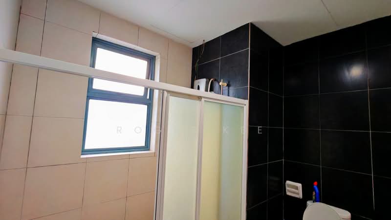 Service Residence for Rent at D'Pulze Cyberjaya - Roger Kee - Bathroom - PropertyGuru.com.my