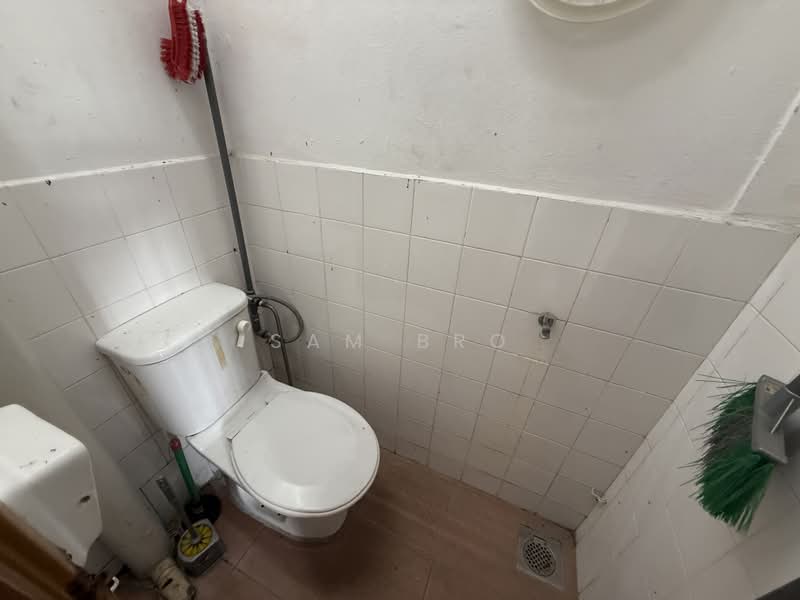 Flat for Sale at Balau - Sam Bro - Bathroom - PropertyGuru.com.my