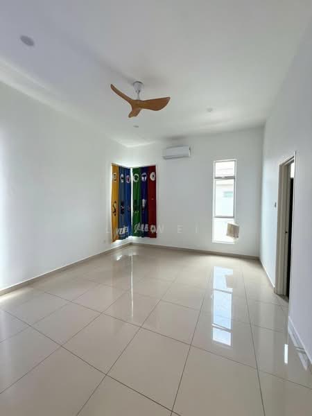 Rumah Berkembar untuk Disewa di Setia Tropika (Johor Bahru) - Li Wei - PropertyGuru.com.my
