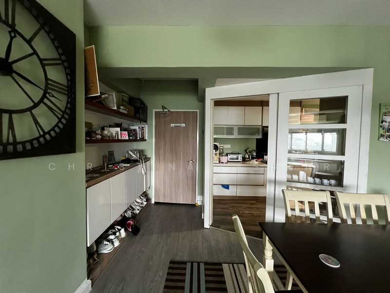 Service Residence for Sale at Main Place Residence - Christina Lesslar - ID Dining - PropertyGuru.com.my